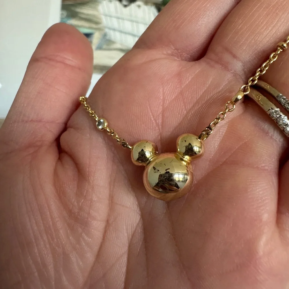 Kendra Scott Gold Necklace with Black Pendant - Picture 2 of 4